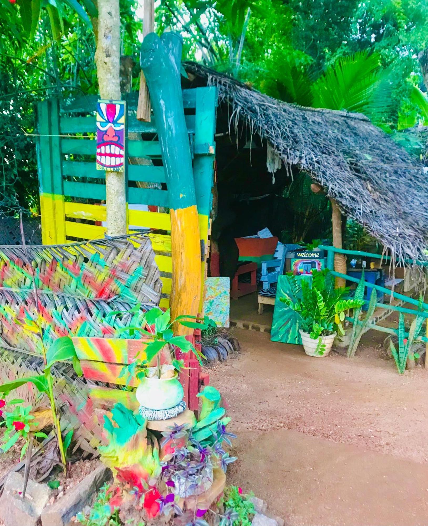 Reggae Paradise Hostel Sigiriya Exterior photo